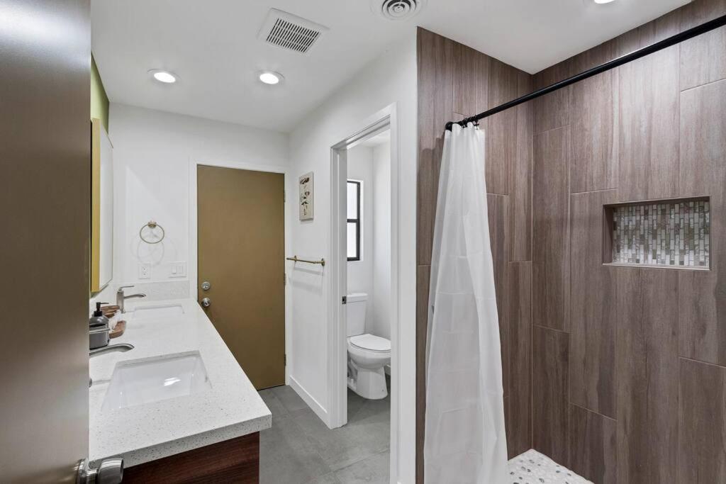 Ferienhaus Prime Location! Hidden Oasis 4 Bedroom 10 Min To Strip Las Vegas